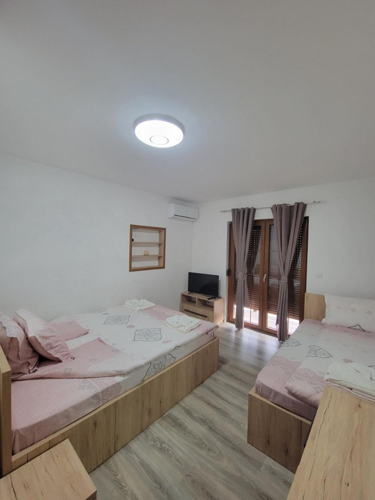 Eleon Motel Brezovica Kültér fotó